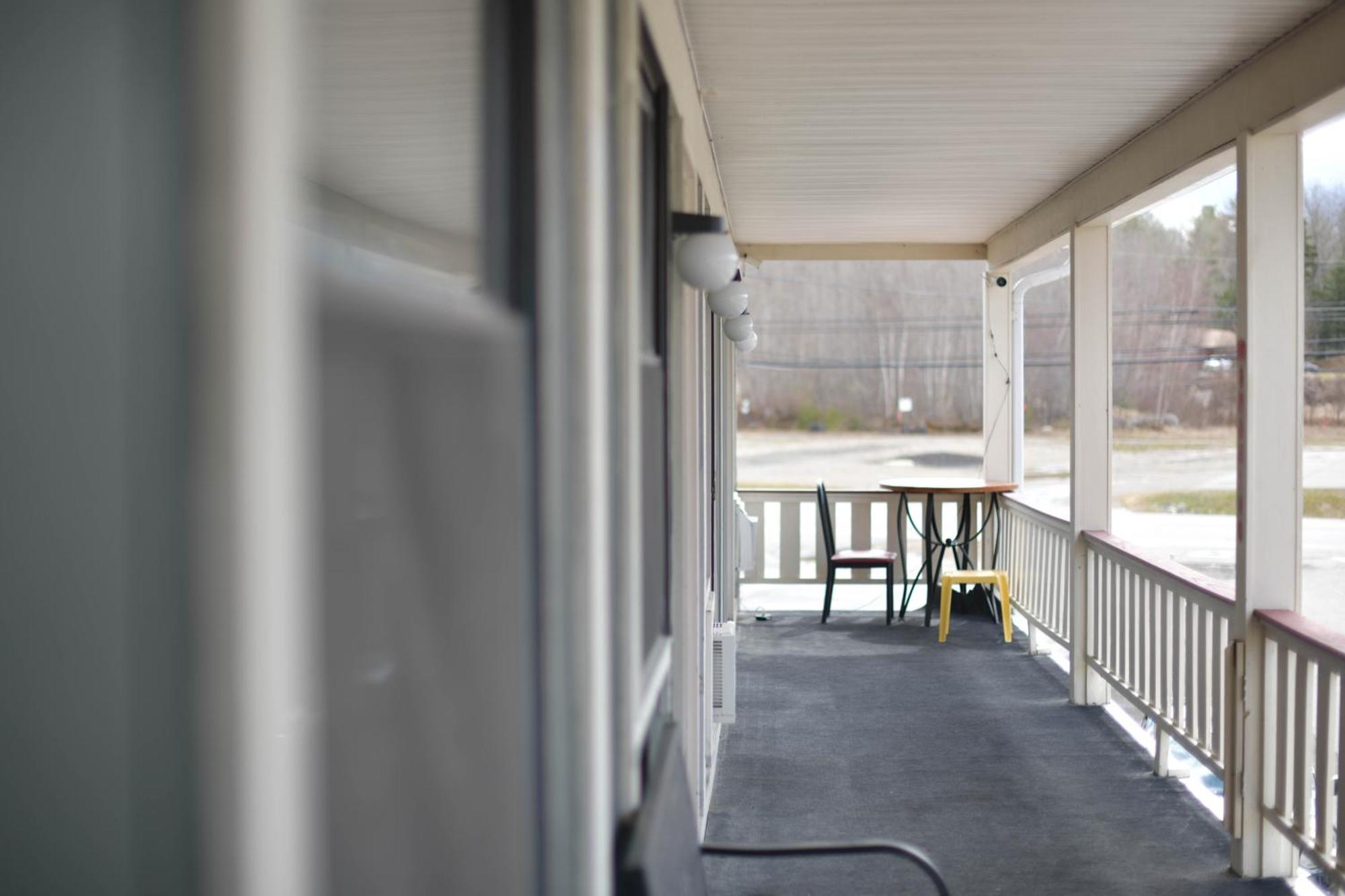 Briarwood Motor Inn Lincoln Exteriör bild